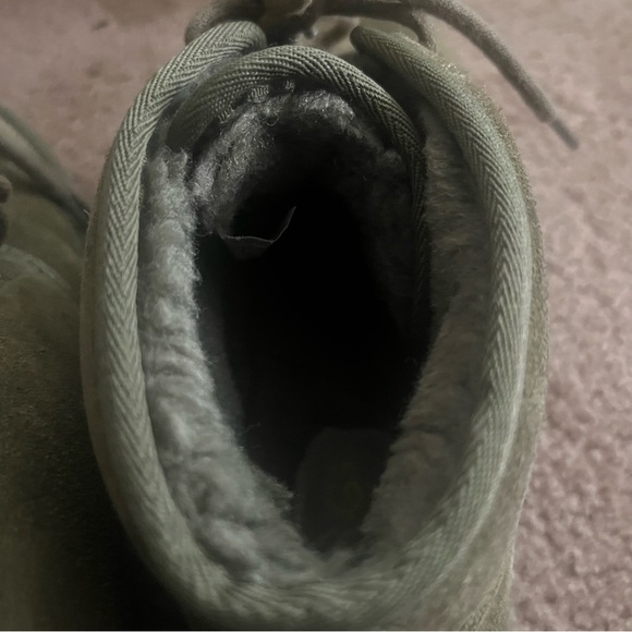 Green Neumell Uggs - Picture 8 of 8